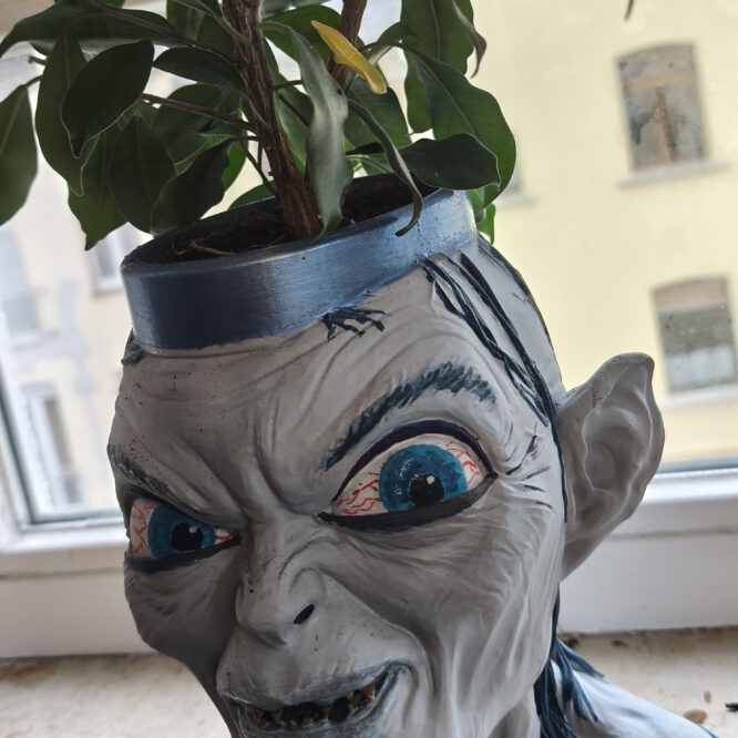 Gollum als Blumentopf